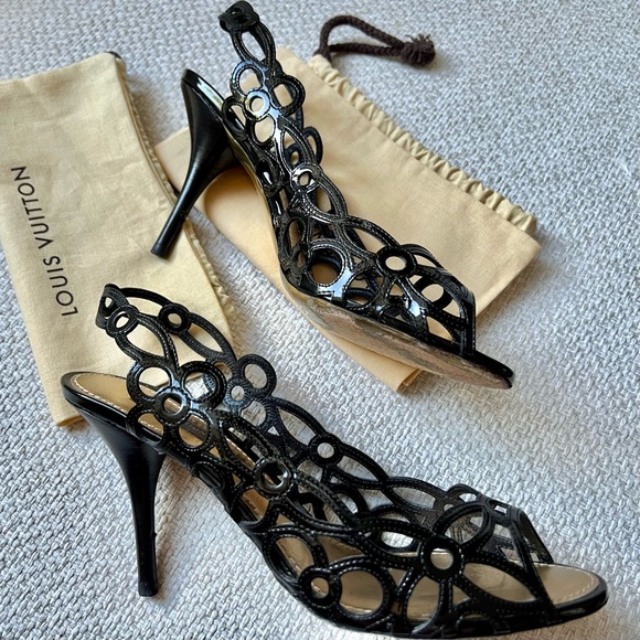 Louis Vuitton HOLIDAYS Patent Leather Lazor Cut Out Accent Slingback Heels - Picture 5 of 14